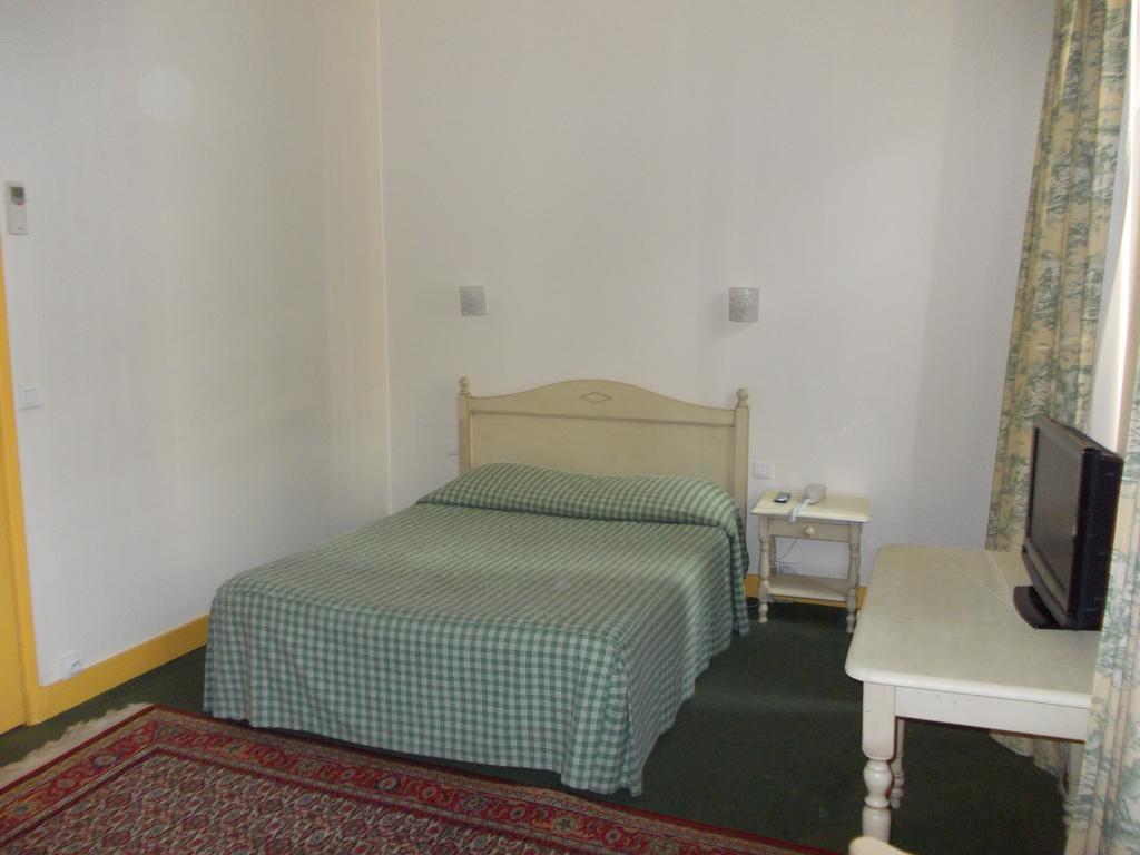 ביוליו-סור-מר Hotel Marcellin חדר תמונה